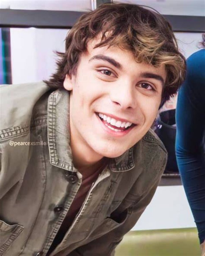 
Who is Pearce Joza? Age, Height, Parents, Girlfriend, Net Worth 