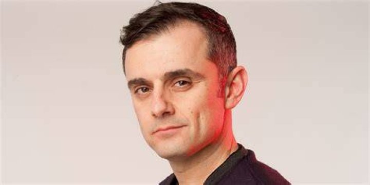 
Who is Youtuber, businessman Gary Vaynerchuk? His Wiki: Net Worth, Wife Lizzie Vaynerchuk, Book, House, Height 