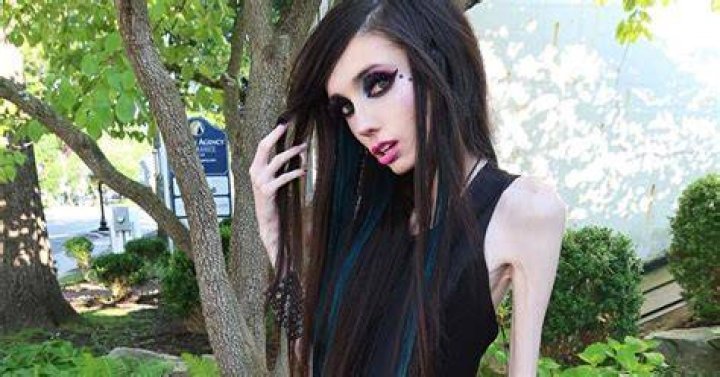 Who is YouTuber Eugenia Cooney? Wiki: Age, Early Years, Weight, Anorexia, Death & Now