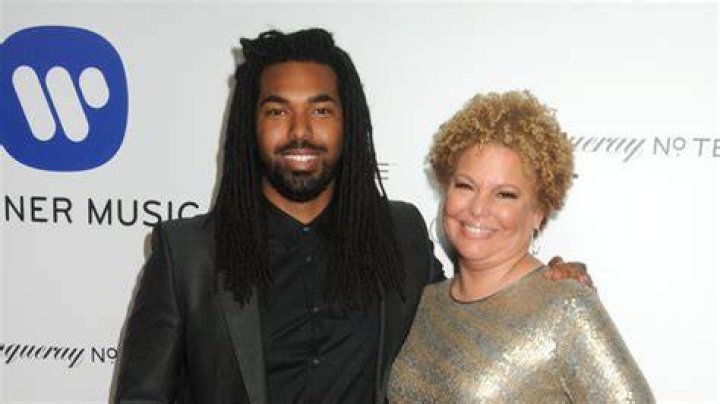 Who was Quinn Coleman, Debra Lee’s son?