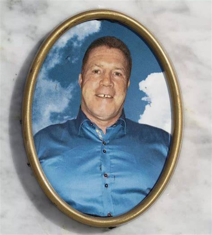 
Who Was William Oliver Collins? Sheffield Boxer Age At Death – How Did He Die? 