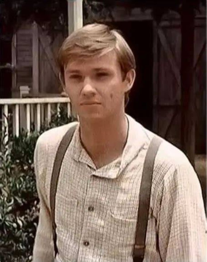
Why Did Richard Thomas Leave The Waltons? 