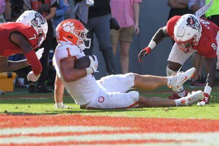 Will Shipley injury update: Clemson RB suffers injury vs North Carolina state